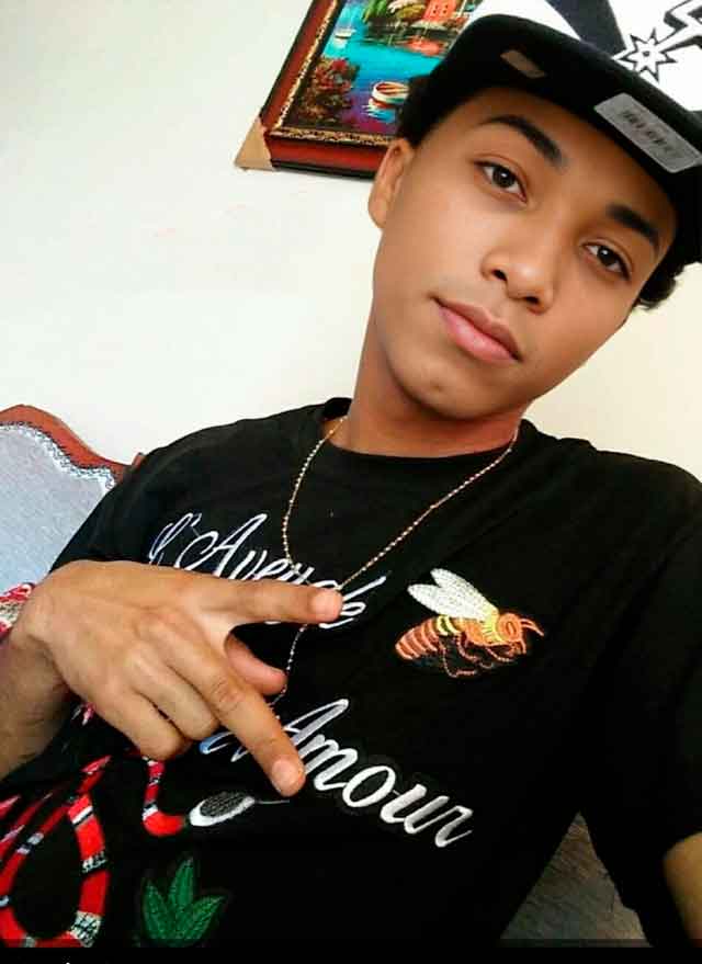 El joven Lenin Acosta