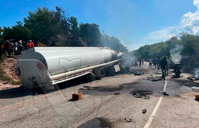40 Heridos y 16 Muertos