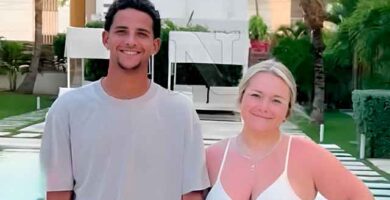 El joven a su novia gringa