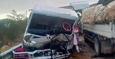 Accidente en la carretera Pedernales-Oviedo deja un muerto y una herida