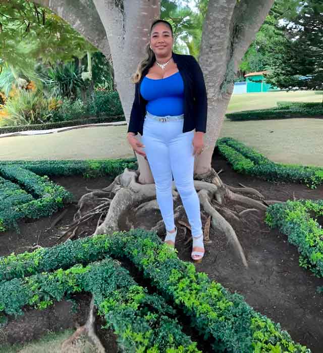 Elvia Bello