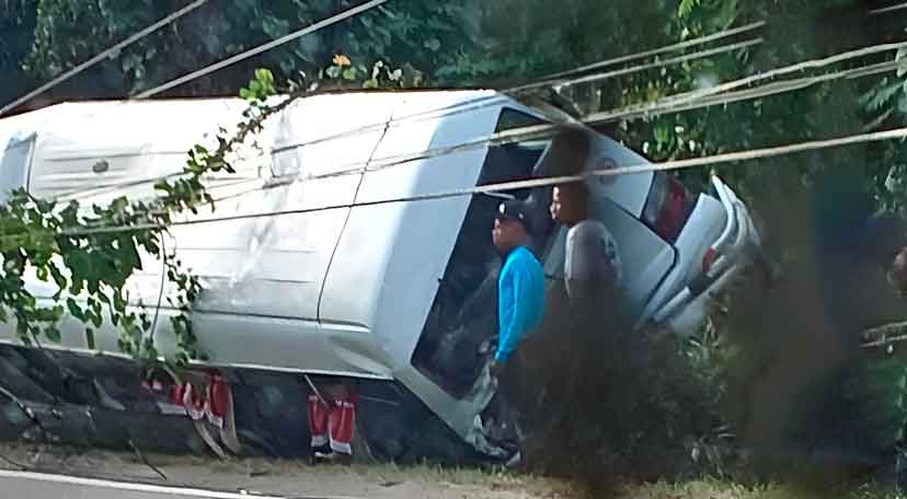 Accidente de autobús en el Km 56 de la autopista Duarte deja múltiples heridos