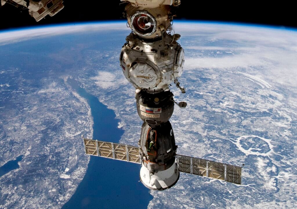 NASA: Universidad de Puerto Rico en Mayagüez lanza proyecto de investigación que purifica agua en el espacio