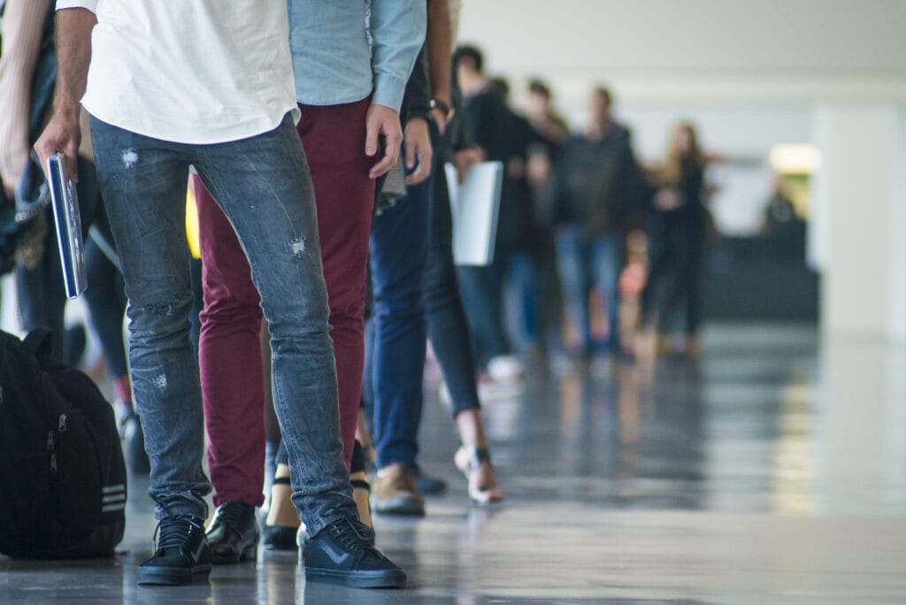 Índice de Tendencias de Empleo cayó en febrero a su nivel más bajo desde octubre