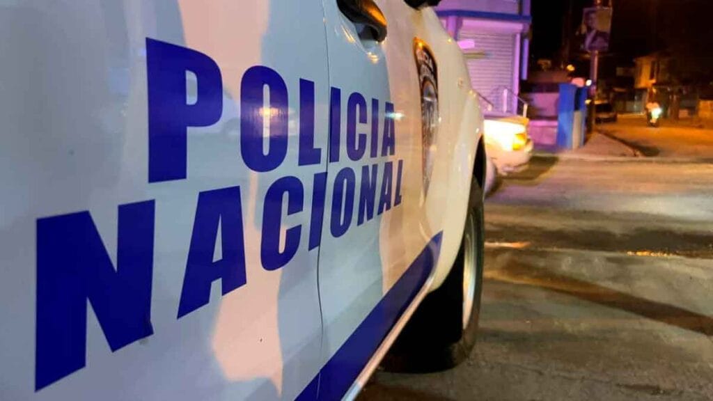 Policía mata un asaltante tras intento de robo en enfrentamiento a tiros