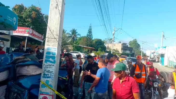 Samuel Pérez Franco muere al chocar contra poste en avenida
