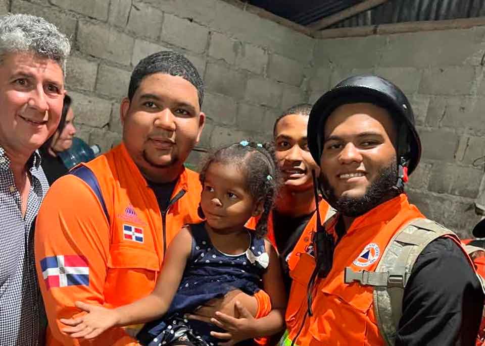 rescatar con vida a la niña Alexa
