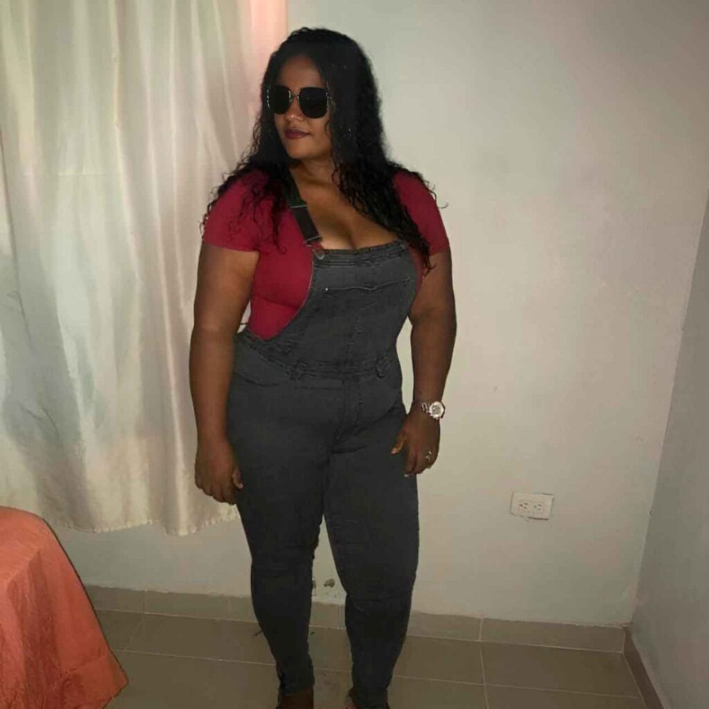 Una joven identificada como Esther Herrera