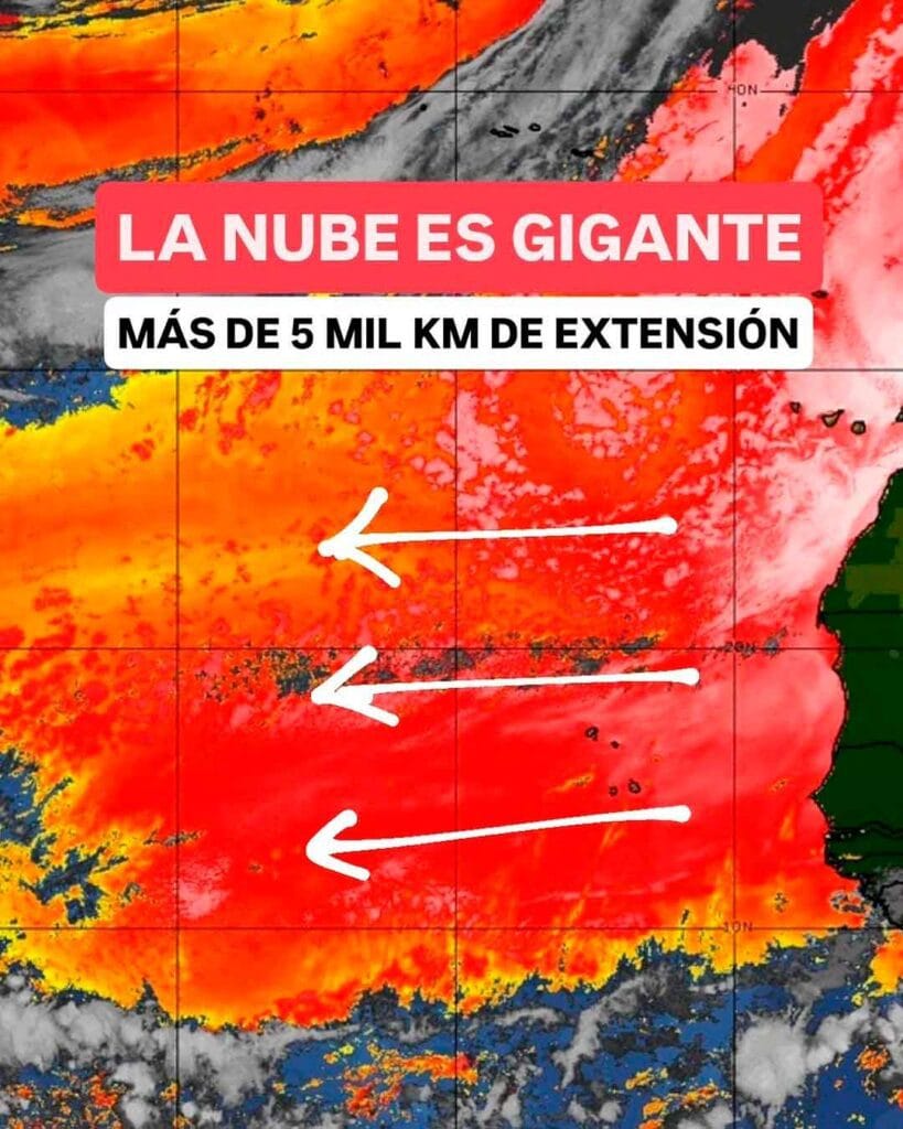 una gran nube de polvo del Sahara