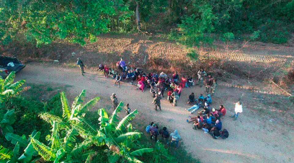 Ej&eacute;rcito detiene a 53 haitianos indocumentados en Montecristi