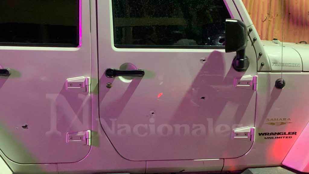 Tirotean vehículo en zona de entretenimiento de Villa Altagracia