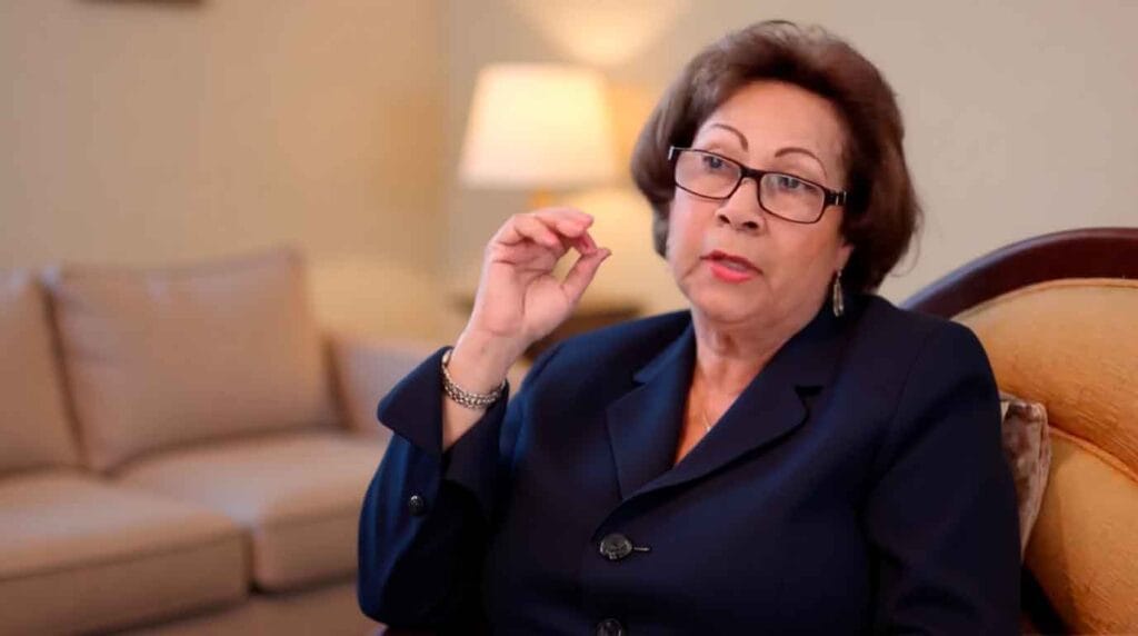 Profesora jubilada Fel&iacute;cita Albania P&eacute;rez Mercedes