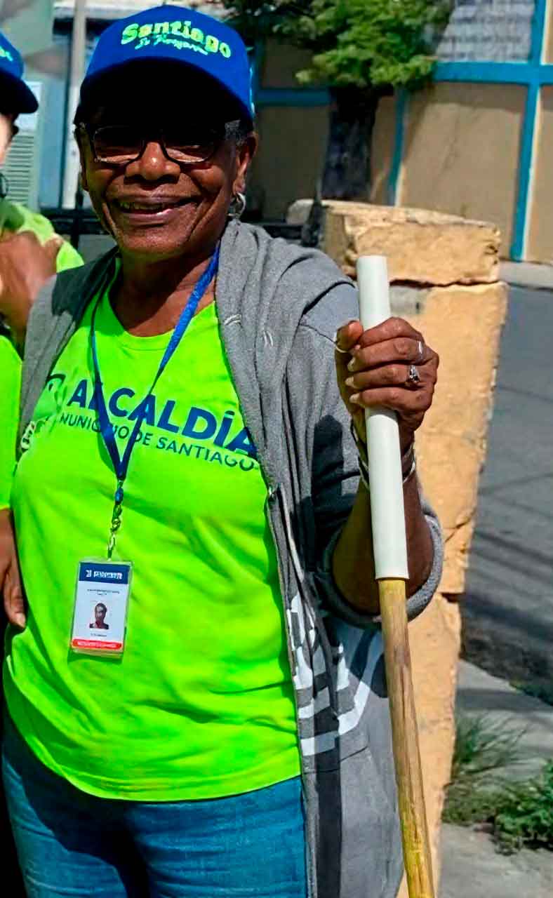 Una mujer que se lanzó desde el puente Hermanos Patiños
