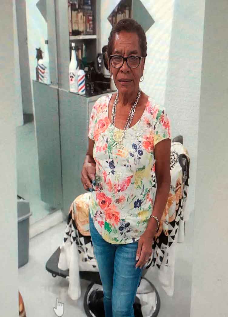 Una mujer que se lanzó desde el puente Hermanos Patiños