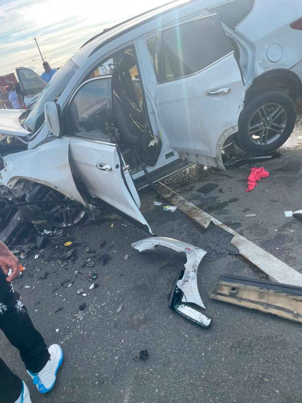 Aparatoso accidente de tránsito ocurrido en la circunvalación de Baní