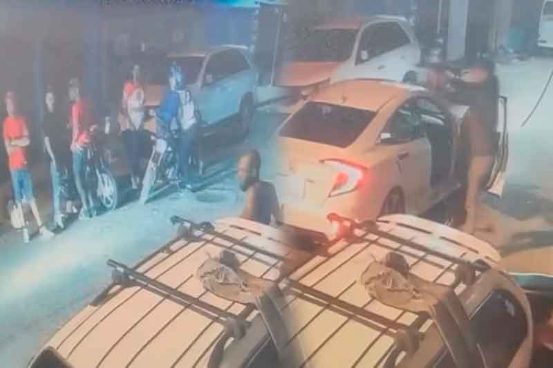 Ráfaga de metralleta deja varios heridos en el sector 27 de Febrero