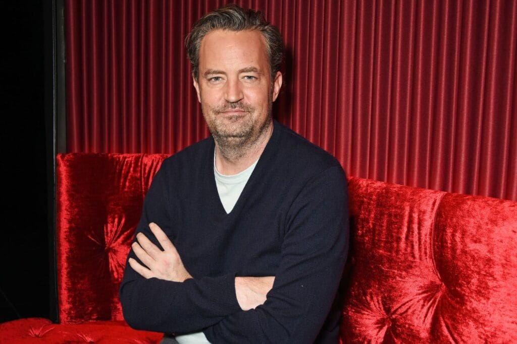 Juez condena a dos años de prisión al facilitador de droga que mató a Matthew Perry