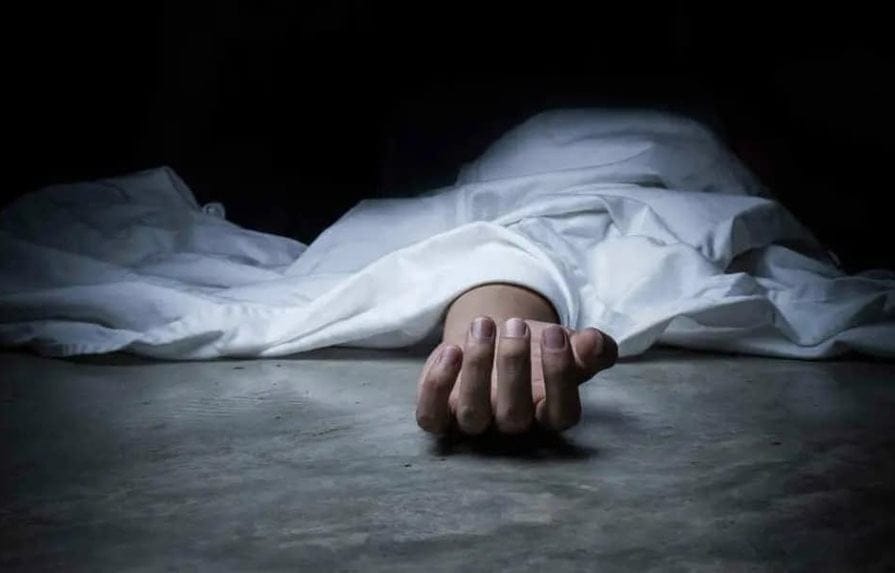 Encuentran mujer sin vida y en estado de descomposición en Santiago