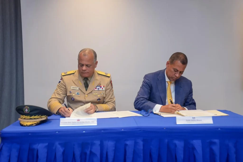 Indotel y MIDE firman acuerdo para fortalecer vigilancia tecnológica