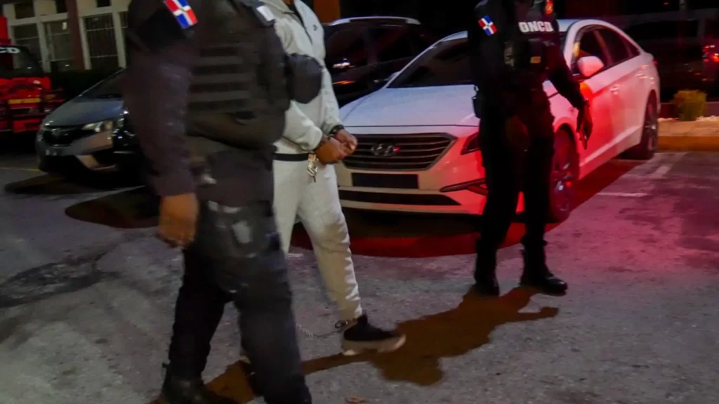 Extraditan a dominicano a Estados Unidos por cargos de narcotráfico y lavado