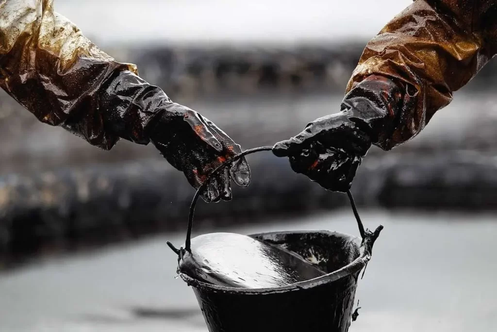 ¿Qué países sostienen casi el 90 % del petróleo de América Latina?