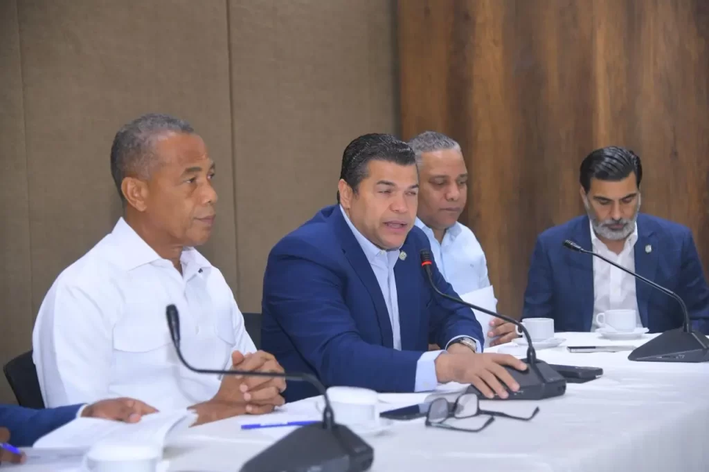 Diputados inician discusión sobre problemática del motoconcho en la República Dominicana