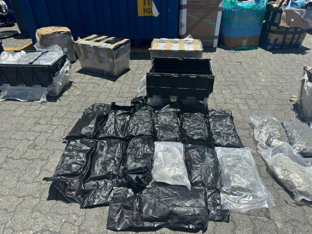 Decomisan 133 paquetes de marihuana durante inspecciones en el Puerto de Haina