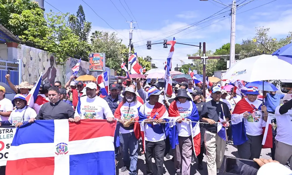 “Agua sí, oro no”, el Cibao en las calles