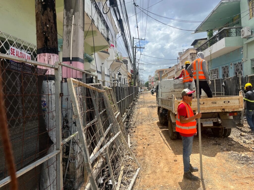 Comerciantes denuncian pérdidas y quiebras por trabajos en la Zona Colonial