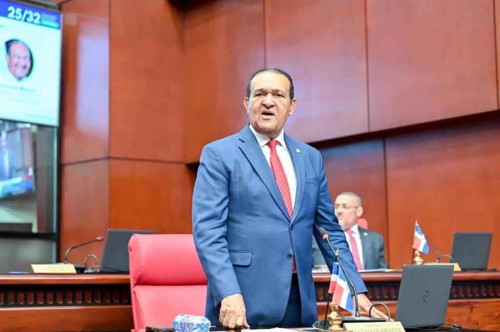 Senador Antonio Marte defiende avance del Código Laboral