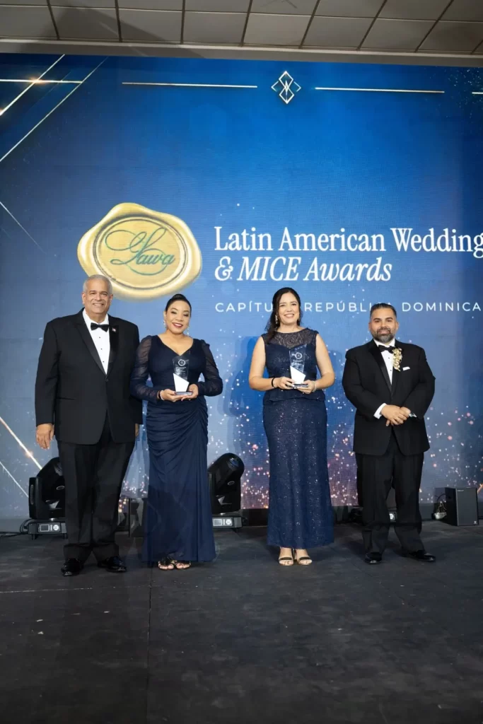 Julissa Villar, mejor oficiante de ceremonias en Premios LAWA 2026
