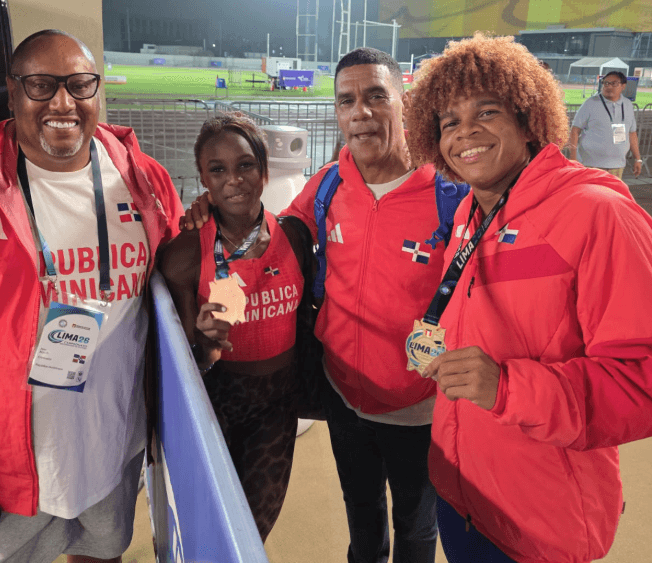 RD conquista oro en relevo mixto 4×400 en Iberoamericano