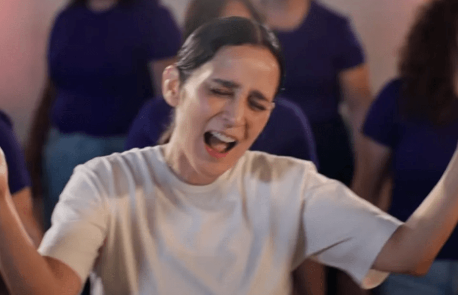 Julieta Venegas relanza canción con mensaje de inclusión