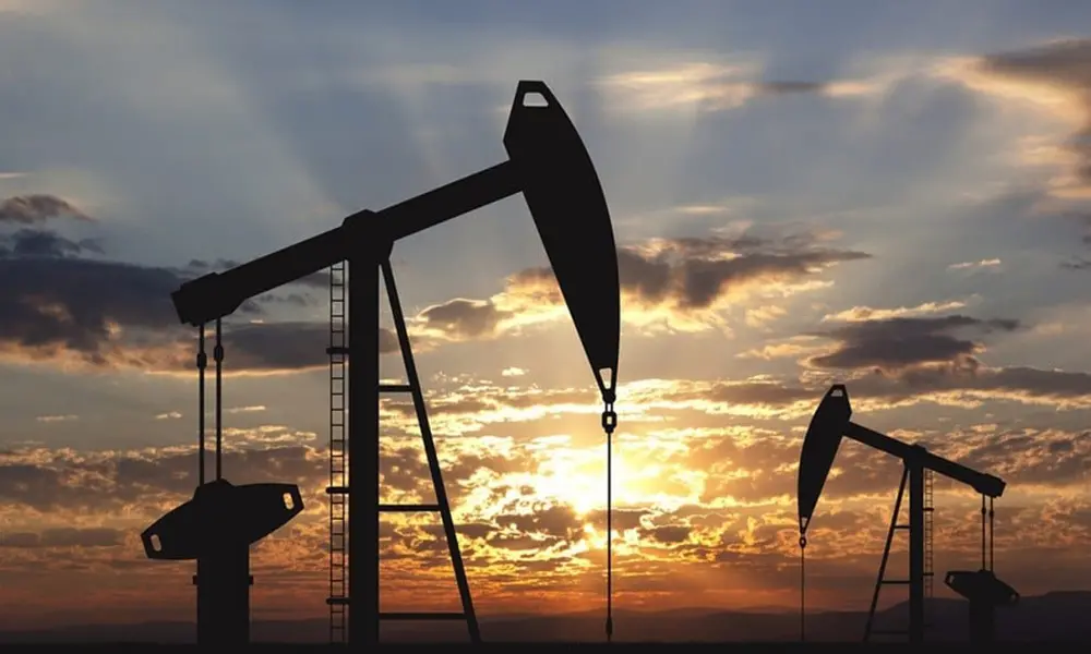 El petróleo de Texas sube un 2,7 %, hasta 89,72 dólares, tras ataques entre EE.UU. e Irán