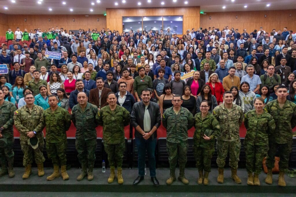 Estudiantes de la ESPE conocieron oportunidades de empleo y capacitación a través de Conecta Empleo