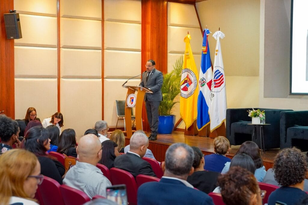 Defensor del Pueblo impulsa debate nacional sobre adicciones y salud mental 