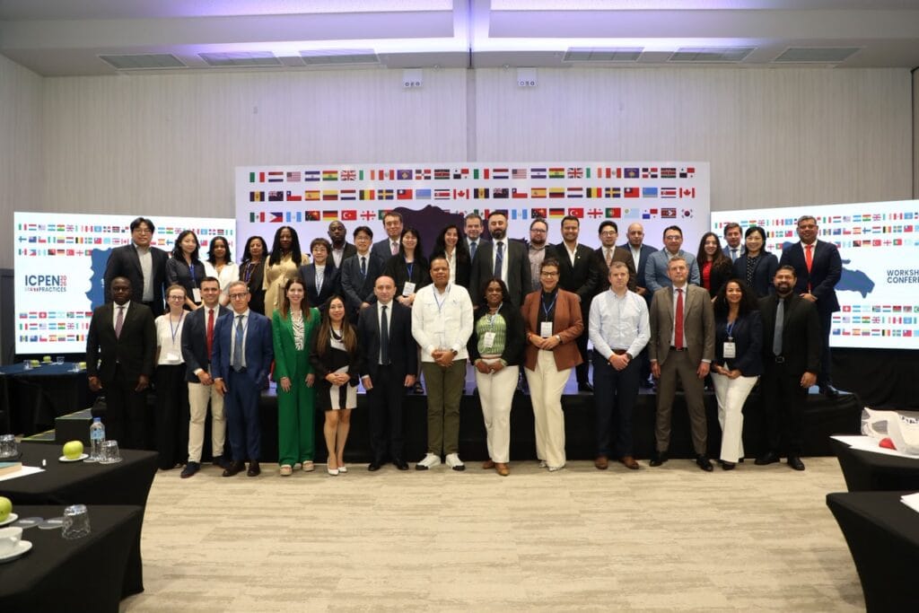 RD traspasa a Georgia la presidencia mundial de organismo de protección al consumidor