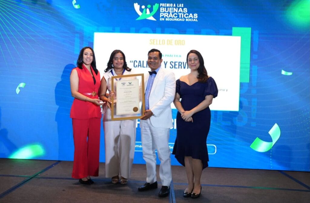 Farmacia GBC obtiene máximo reconocimiento de la DIDA