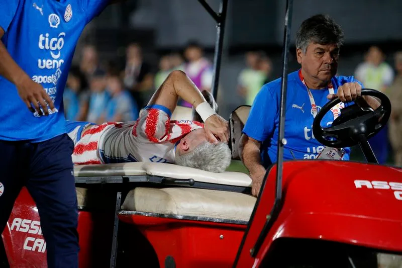 ¡ALARMA EN PARAGUAY! – Julio Enciso se perdería los dos primeros partidos del Mundial