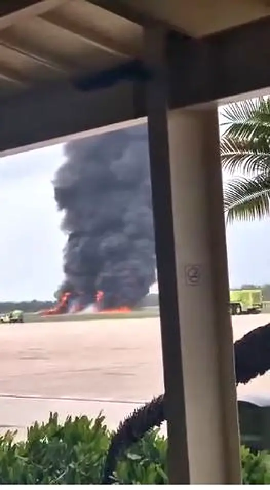 Avión privado se estrella en el Aeropuerto de La Romana; fallecen dos pilotos