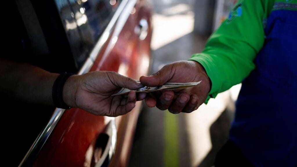 Jalisco: precios de gasolina Magna, Premium y diésel este sábado 6 de junio