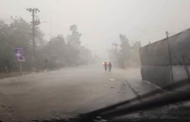 VIDEO: Fuertes vientos y lluvias dejan sin energía eléctrica comunidades de Dajabón