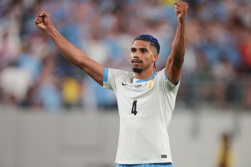 Uruguay: la lesión de Ronald Araujo y la gestión de Bielsa ante el Mundial 2026