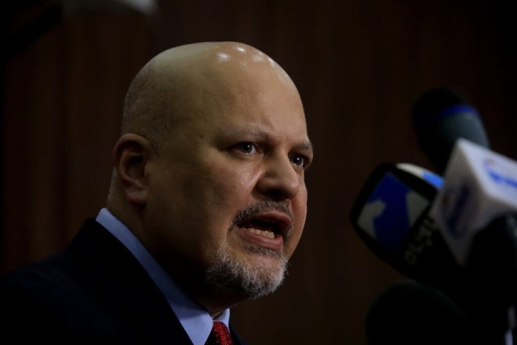 Suspenden al fiscal jefe del TPI por acusaciones de conducta sexual inapropiada