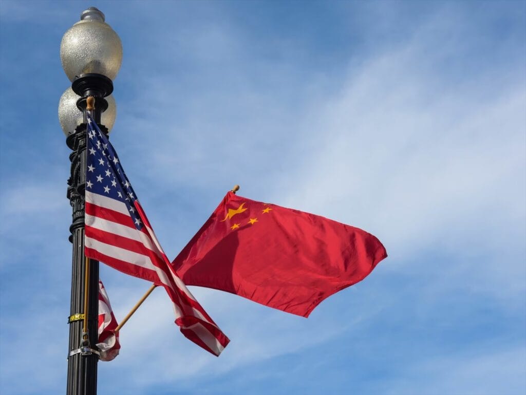Pentágono incluye a Alibaba, BYD y Tencent en lista militar china