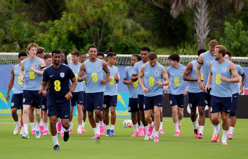 Inglaterra vive dos jornadas anómalas antes del Mundial en Estados Unidos