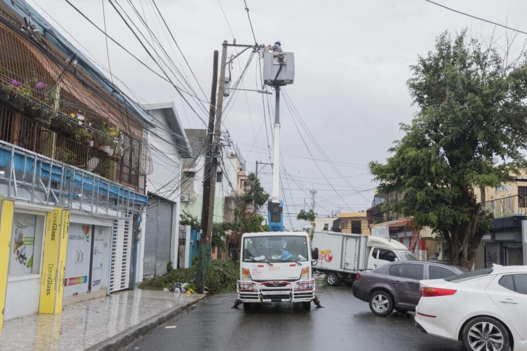 Edesur activa plan de contingencia ante temporada ciclónica 2026