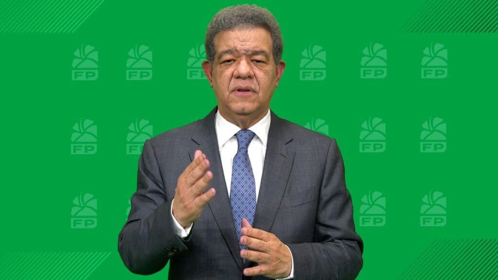 Leonel Fernández evita definir si él u Omar buscarán la Presidencia en 2028