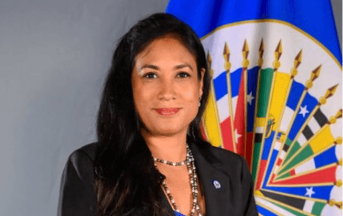 Jefa de gabinete de la OEA renuncia tras denuncias de corrupción