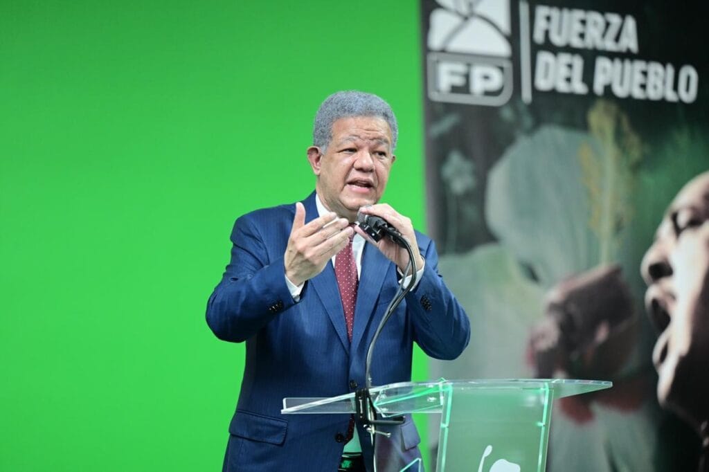 Leonel Fernández: «Las encuestas todavía no me mandan al retiro»